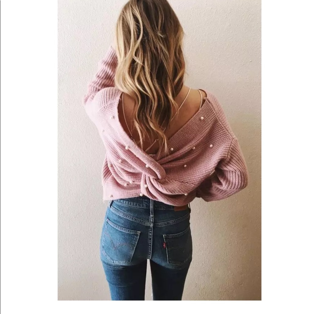 💕Super Cute Pink Pearl Twist Cross Sweater - Picture 5 of 8